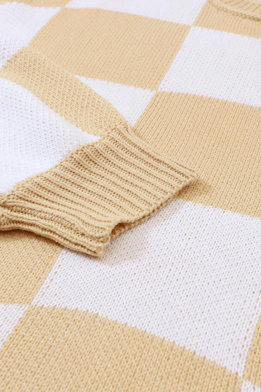 Women's Casual Check Knitted Jumper - Khaki. Fabric view.