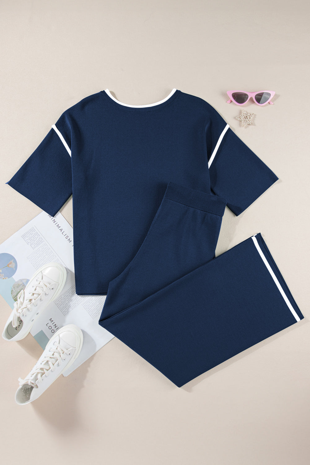Relaxed Fit Loungewear Set with Flowy Sleeves