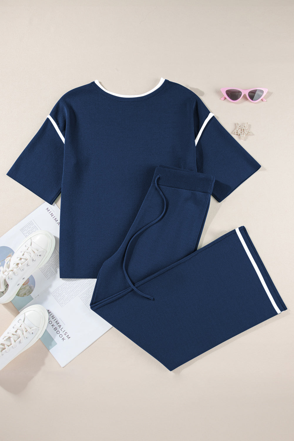 Relaxed Fit Loungewear Set with Flowy Sleeves