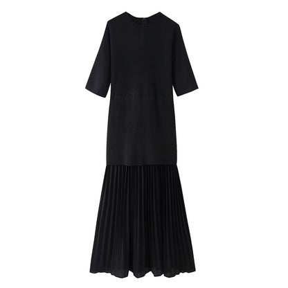 Chic Pleated Elegance Midi Dress - Black