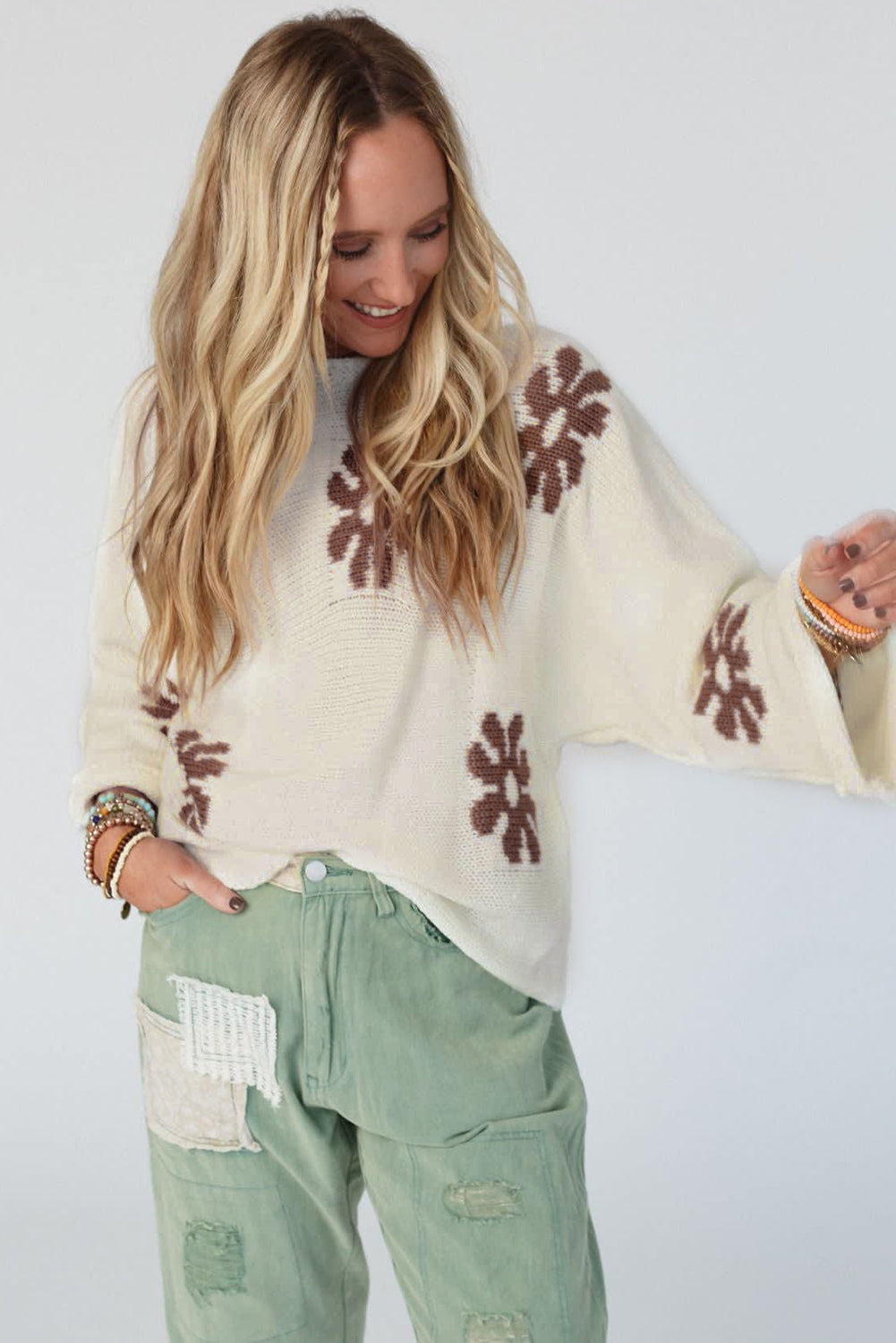 White 60s Flower Sweater