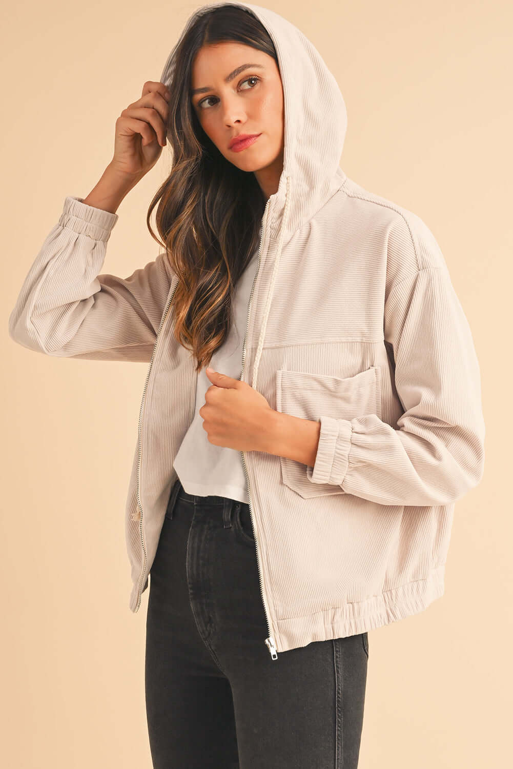 Casual streetwear look featuring the Aussie Chill White Hoodie – laid-back and trendy.