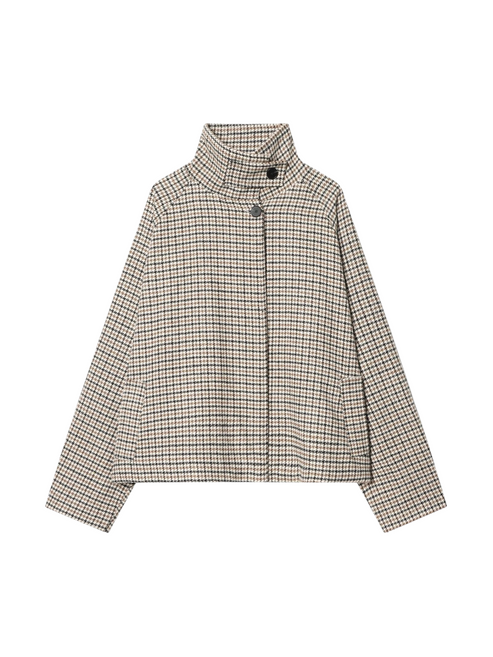 Catherine Martin cropped jacket in cream, tan, and black houndstooth faux wool with a stand collar and raglan sleeves.